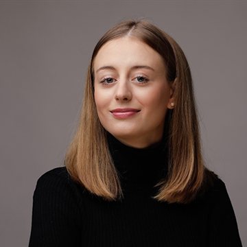 Annalena Ziegler — People & Culture bei Buskontakt Hamburg